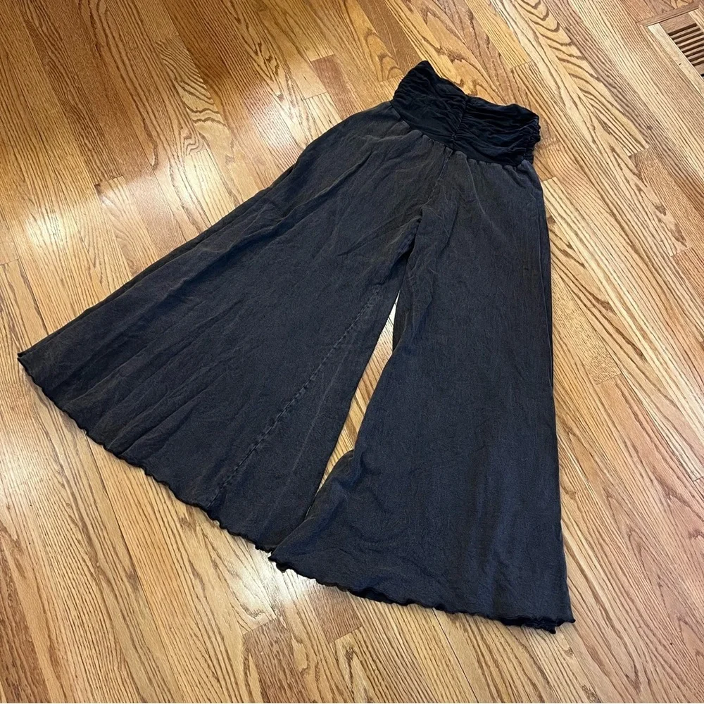 Free People Jayla Ruched Wide Leg Pants Washed Black FP One Women’s Wide Leg M - Picture 8 of 8